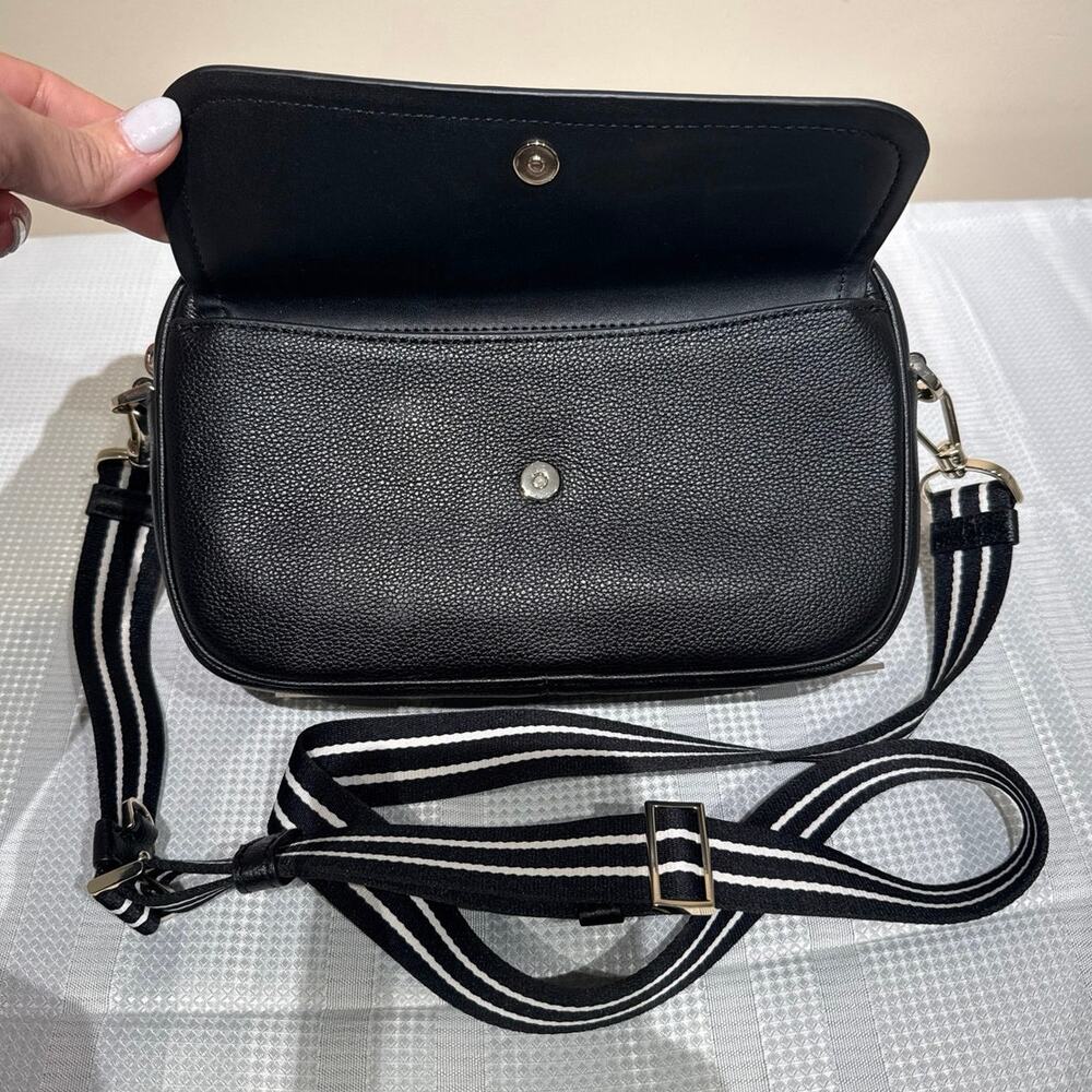 Kate Spade New York Rosie pebbled leather flap camera bag purse in black - Picture 2 of 14
